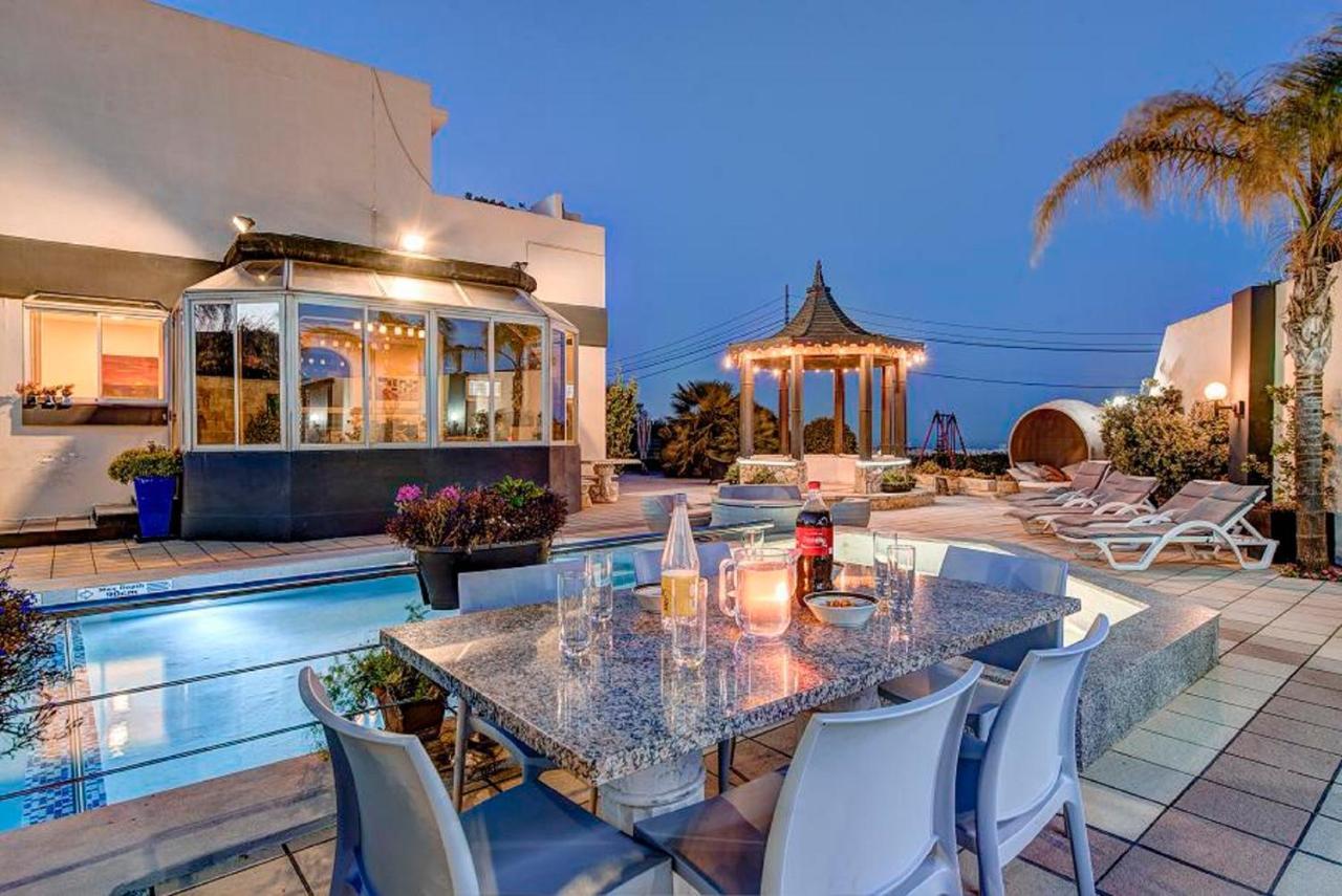 Phantasia Villa